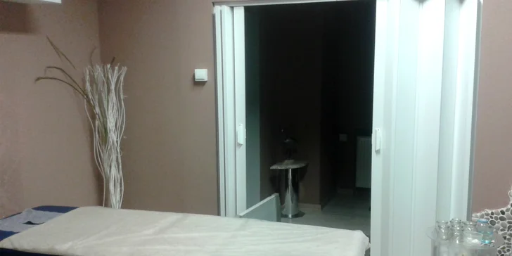 Havajská masáž Lomi Lomi, klasická masáž alebo mäkké techniky