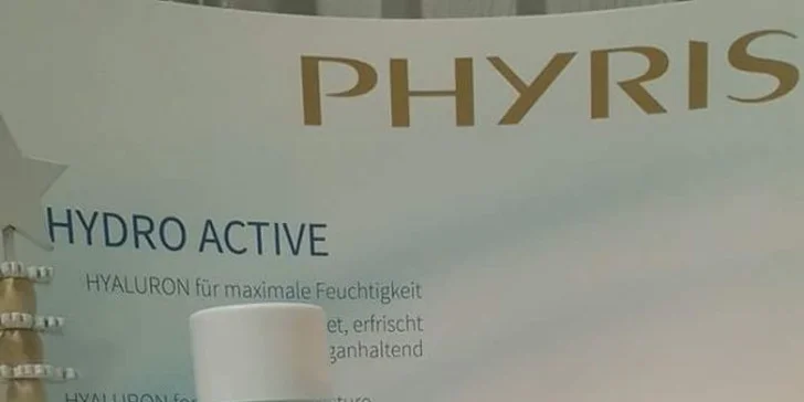 Hĺbkové čistenie pleti alebo omladzujúca liftingová masáž