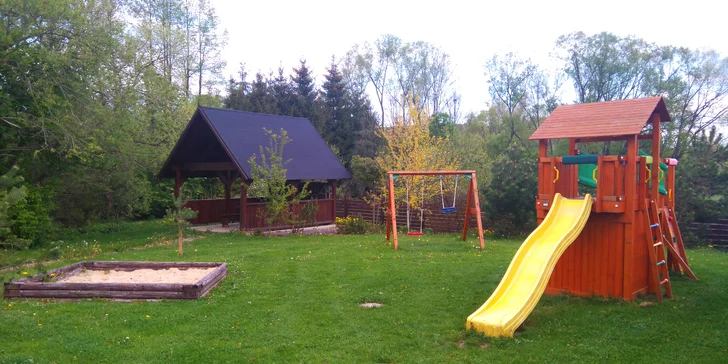 Komfortné drevenice pre 6 osôb v Sojka Resort na Liptove neďaleko Bešeňovej