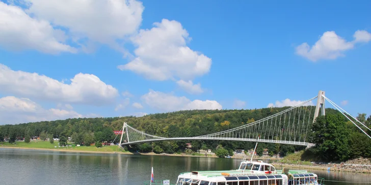 Jarná romantika v Čechách: pobyt a polpenzia pre 2 pod Vranovským zámkom