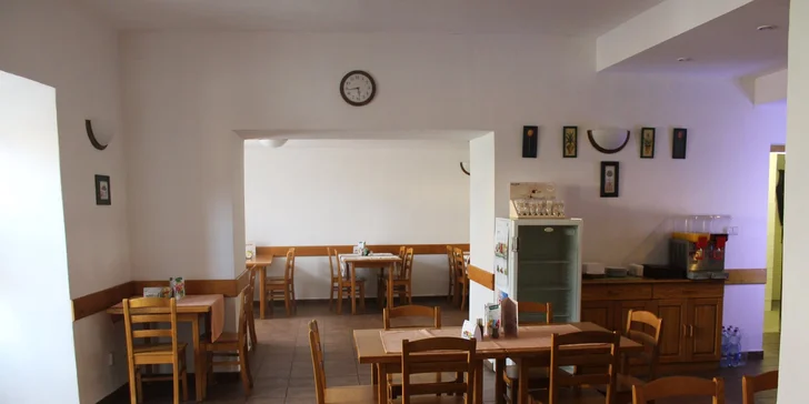 Jarná romantika v Čechách: pobyt a polpenzia pre 2 pod Vranovským zámkom