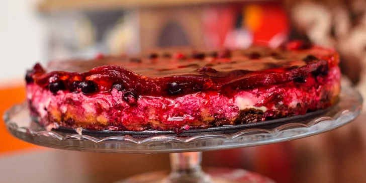 Káva alebo čaj s domácim bezlepkovým cheesecakeom