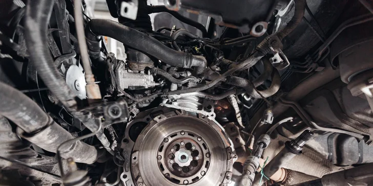 Výmena spojky a brzdových kotúčov v autoservise Autoclinik