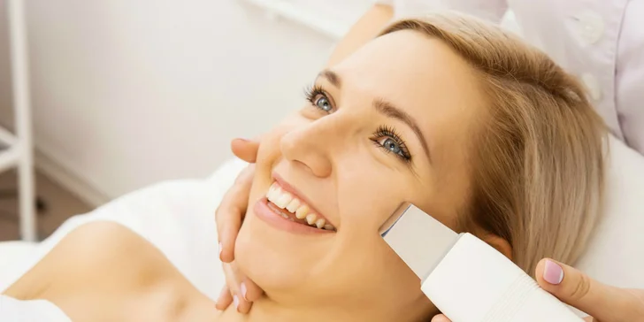 Kompletné hĺbkové ošetrenie pleti skin scrubberom