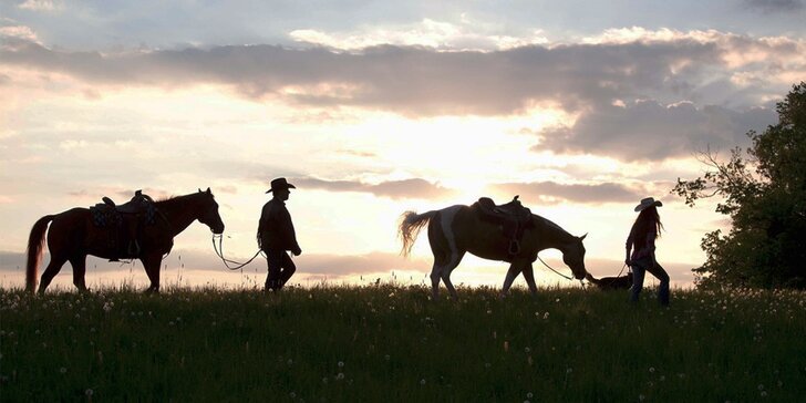 Pobyt na ranči pre dvoch či pre rodinu: polpenzia, jazda na koni i lyžovanie