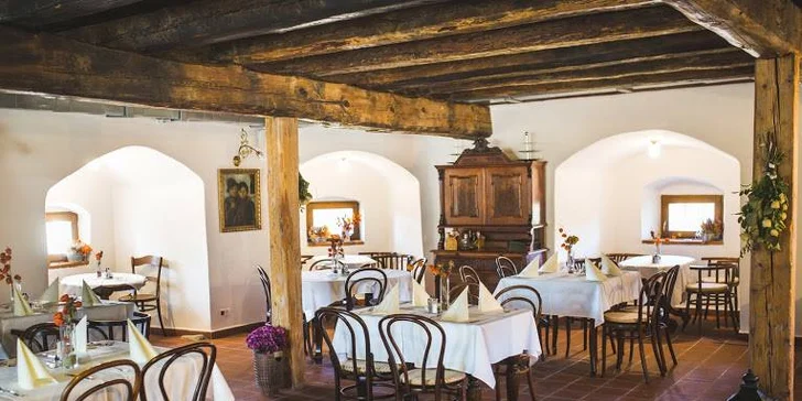 Oddych pre 2 osoby v luxusnom historickom Boutique hotel**** Pracháreň