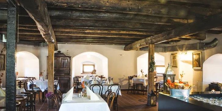 Oddych pre 2 osoby v luxusnom historickom Boutique hotel**** Pracháreň