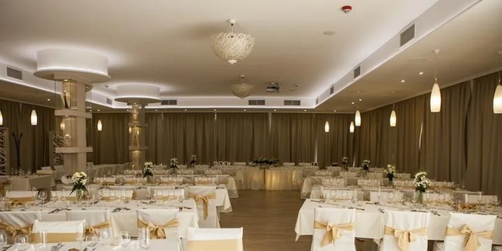 Romantický pobyt s wellness v Slamenom dome****