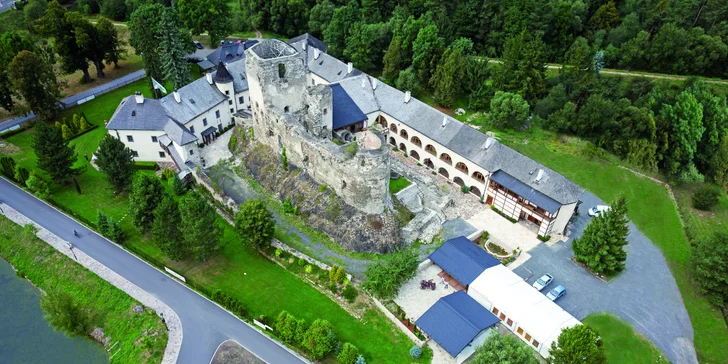 Kráľovská romantika s wellness na hrade a kaštieli Chateau GrandCastle****