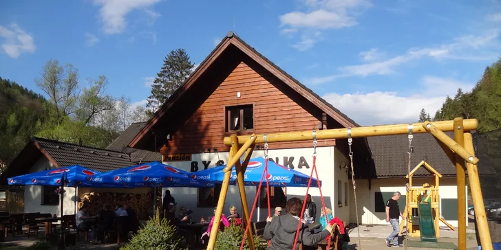 Dovolenka v obľúbenom penzióne Bystrinka s novým horským wellness na južnej strane Nízkych Tatier