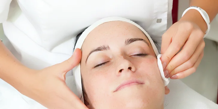 Čistenie pleti Skin Scrubberom či diamantovou mikrodermabráziou