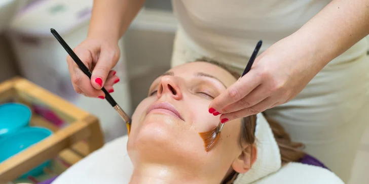 Voucher na 25 - 30 % zľavu na všetky procedúry v Centre krásy Marsella