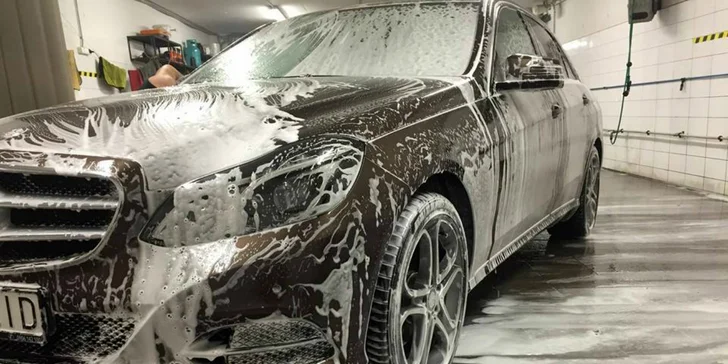 Autoumývareň Castle Car Wash priamo v centre mesta