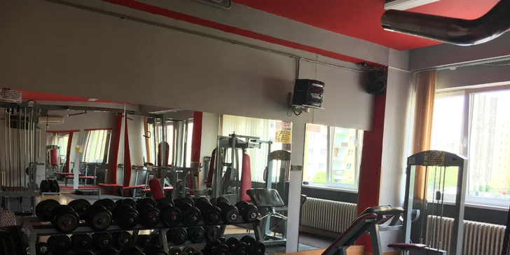 Neobmedzený vstup do fitka + hodina s trénerkou
