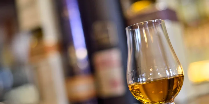 Degustácia štyroch druhov whisky aj s odborným výkladom