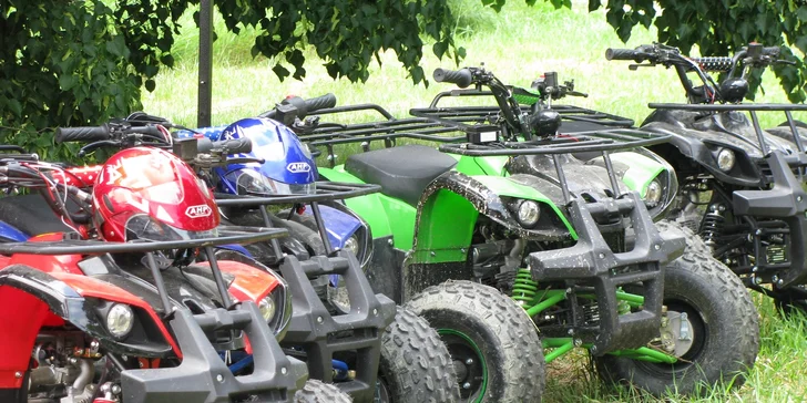 Vzrušujúca jazda na štvorkolkách pre deti