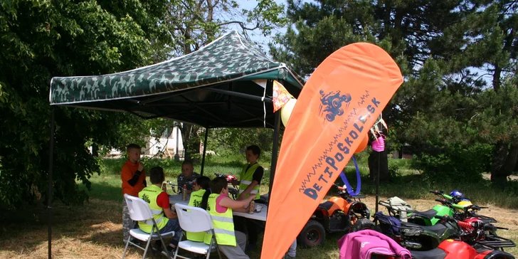 Vzrušujúca jazda na štvorkolkách pre deti