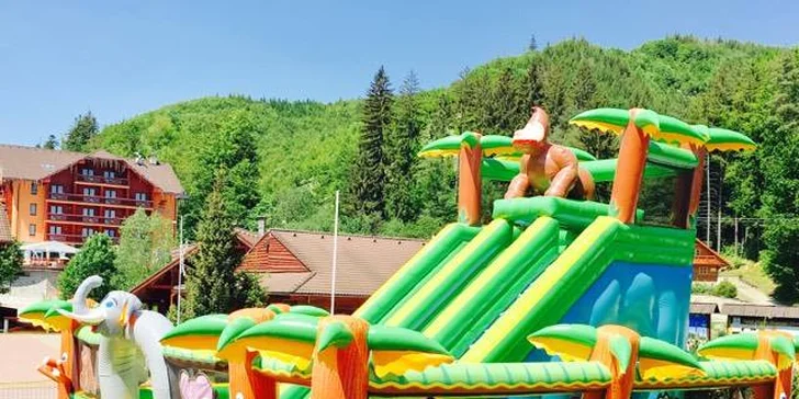 Aktívna rodinná dovolenka v nových apartmánoch Humno vo Valči s množstvom atrakcií v novom, úžasnom detskom parku YETI LAND