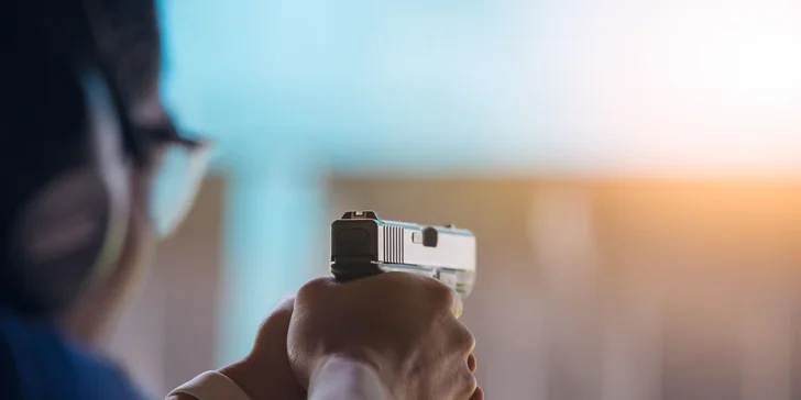 Streľba na terč - aj laserovou zbraňou na plechovkomat