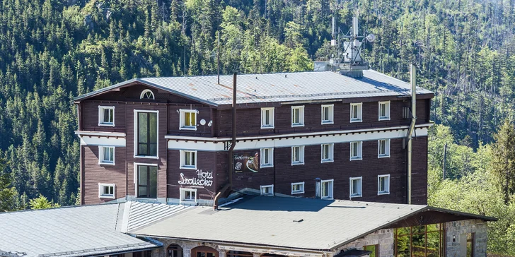 Pobyt v náručí prírody priamo pod Chopkom - Hotel SRDIEČKO***