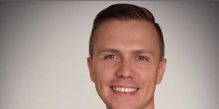 Skupinový tréning pod vedením profesionálneho osobného trénera