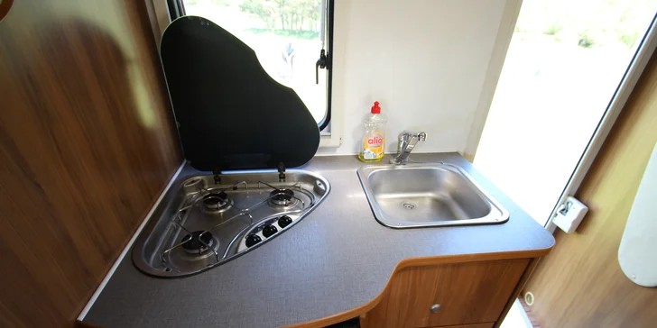 Prenájom obytného automobilu Ford Transit