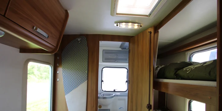 Prenájom obytného automobilu Ford Transit