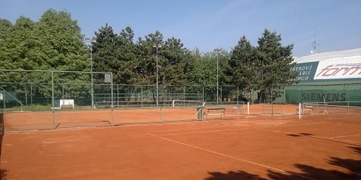 Prenájom tenisových kurtov