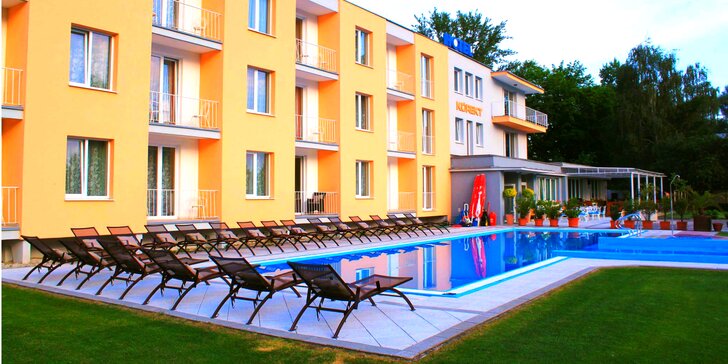 Letná dovolenka pri obľúbenej vodnej nádrži Sĺňava v Hoteli Korekt***