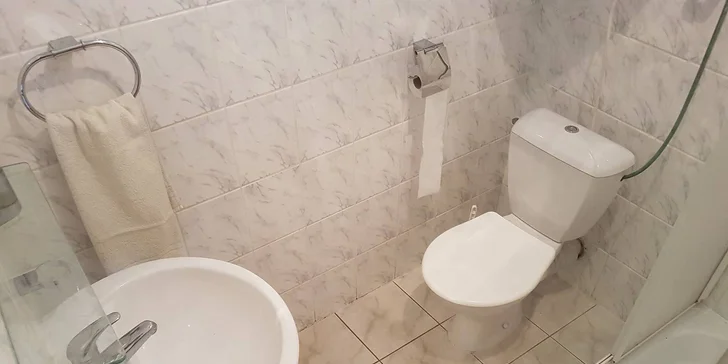 Pobyt pre dvoch až na 7 dní na Domaši so súkromnou plážou