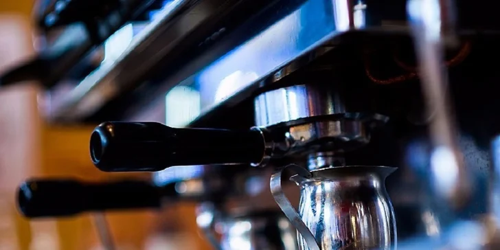 2x Ľadové Iced Coffee Latte aj s príchuťou v Coffeeshop Company