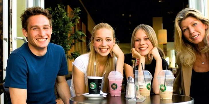 2x Ľadové Iced Coffee Latte aj s príchuťou v Coffeeshop Company