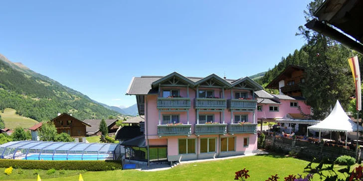 Luxusný pobyt v Rangersdorfe: neobmedzené wellness, polpenzia & alpská príroda