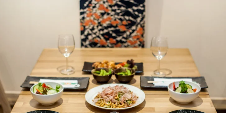 Japonské špeciality: Ochutnávkové menu pre 2 osoby v centre mesta
