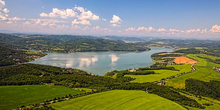 Pobyt pre dvoch až na 7 dní na Domaši so súkromnou plážou