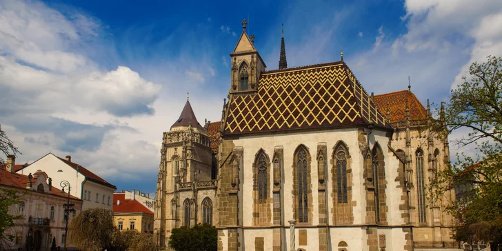 Relax v historickom centre Košíc s raňajkami, neobmedzeným wellness a masážami