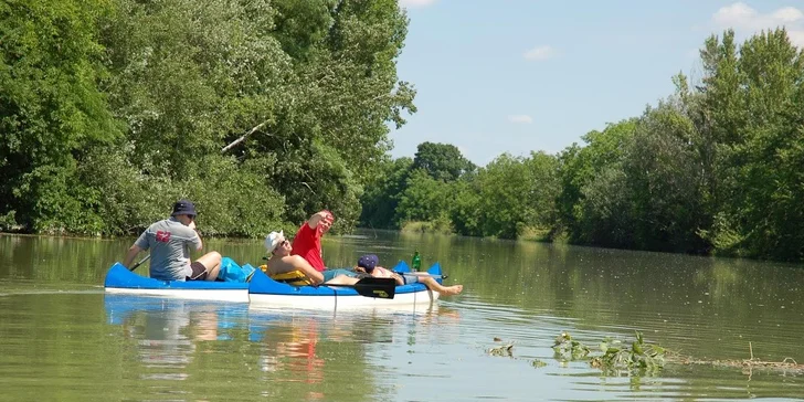 Splav Malého Dunaja na kanoe na výber rôzne trasy