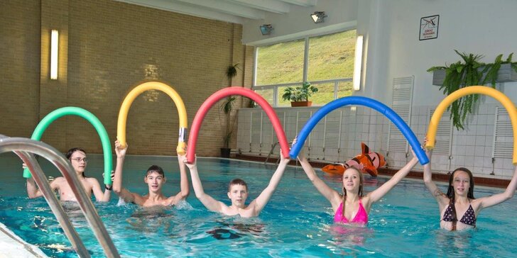 Pobyt v krásnej prírode Ľubovnianskych kúpeľov s minerálnymi prameňmi, bazénom, s procedúrami a športoviskami. Až 2 deti do 15 r. extra zvýhodnenie!