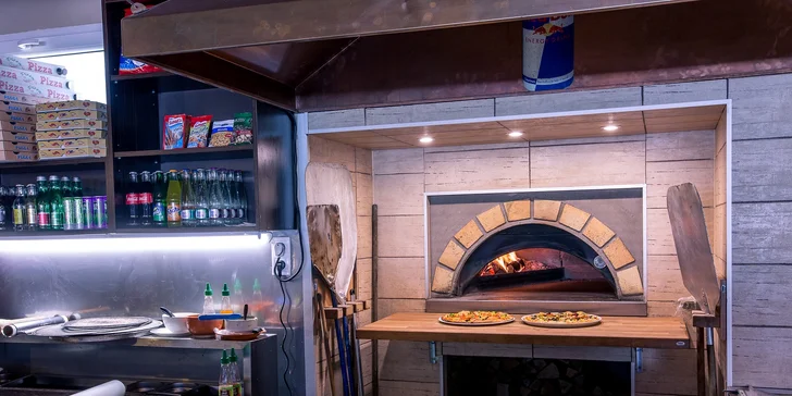 Klasická pizza v HAPPY HOURS alebo počas celého dňa - na výber z 8 druhov