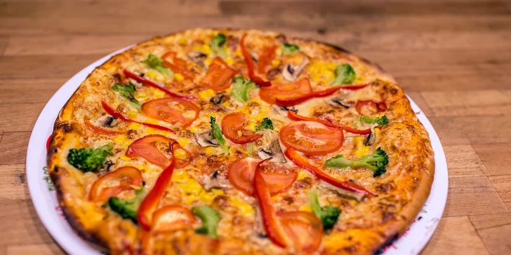 Klasická pizza v HAPPY HOURS alebo počas celého dňa - na výber z 8 druhov