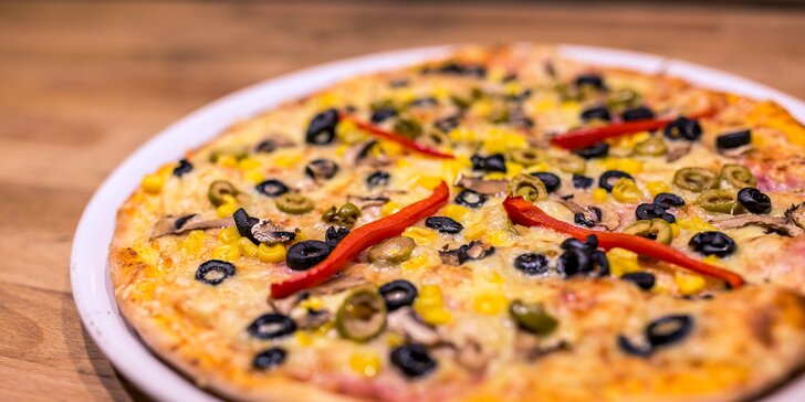 Klasická pizza v HAPPY HOURS alebo počas celého dňa - na výber z 8 druhov