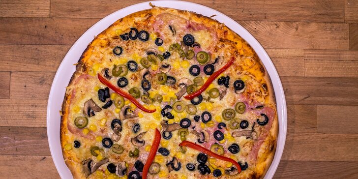 Klasická pizza v HAPPY HOURS alebo počas celého dňa - na výber z 8 druhov