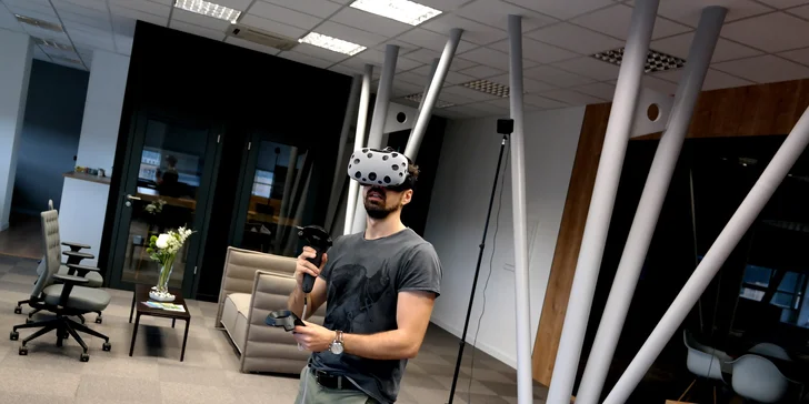 Vstup do virtuálnej reality pre jednotlivcov aj skupiny
