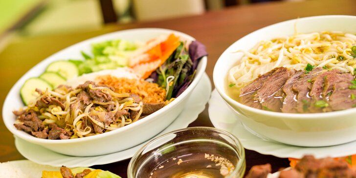 Vietnamské špecialitky: Pho s hovädzím mäsom alebo kačica