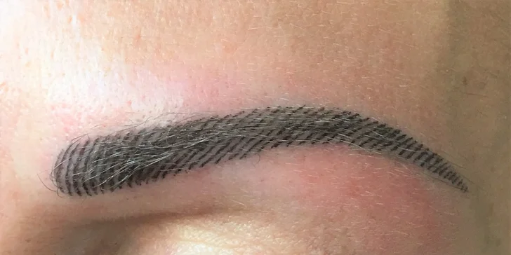 Permanentný make-up pier alebo obočia