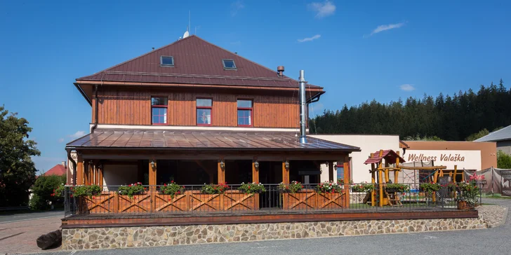 Pohodová dovolenka v Beskydách: voľný vstup do wellness, polpenzia aj lyžovanie