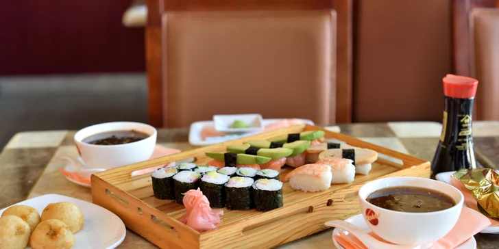 Sushi a hot menu pre 2 osoby v Avione