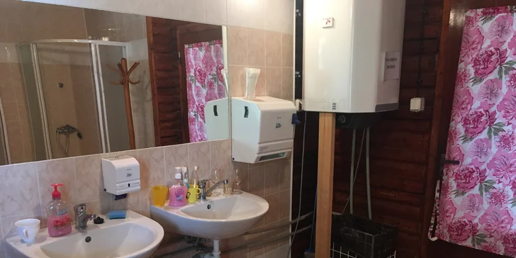 Letný pobytový športový alebo indiánsky tábor