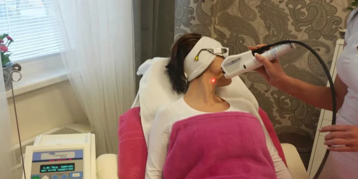 Cooltouch Laser - Omladenie pleti a liečba akné a jaziev