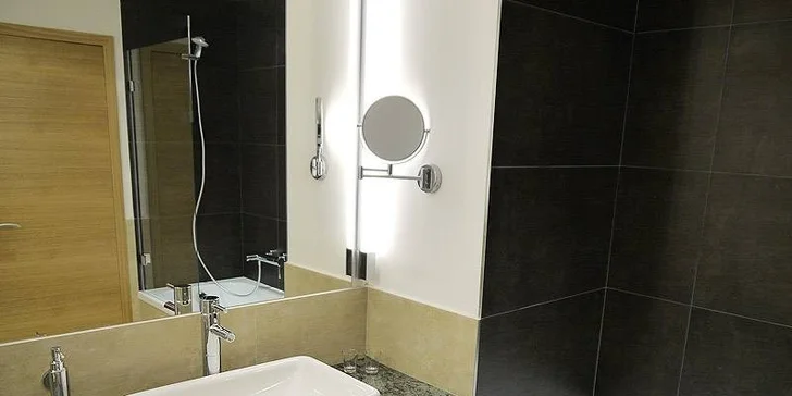 4-hviezdičkové objavovanie histórie: Polpenzia, wellness aj možnosť prehliadky tvrze